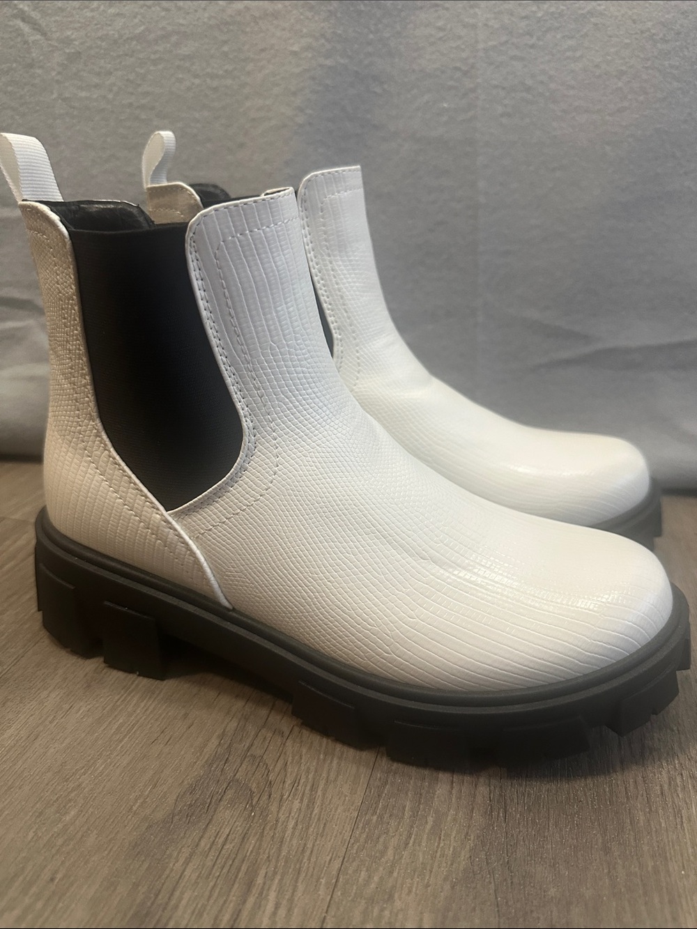 True Craft White Croc-Embossed Chelsea Booties with Black Lug Sole
